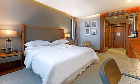 Junior Deluxe, Guest room, King, Harbor view