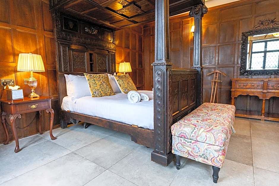 The Manor Country House Hotel