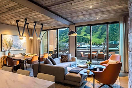 Two-Bedroom Suite