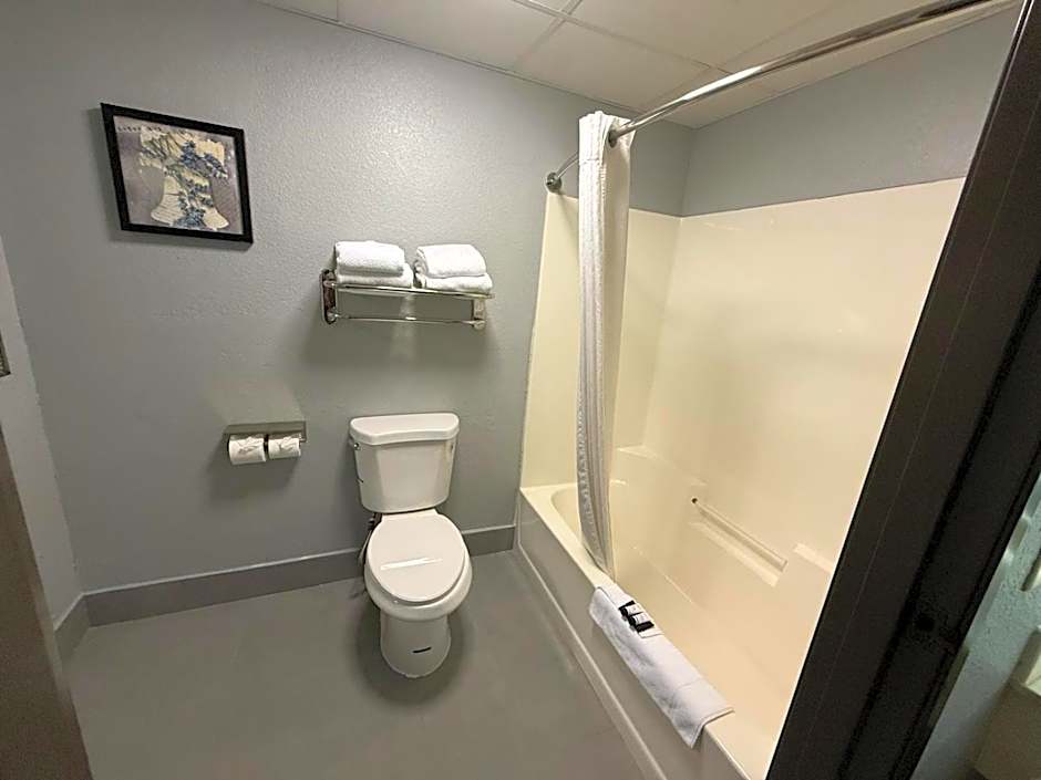 AmericInn by Wyndham Appleton North/Little Chute