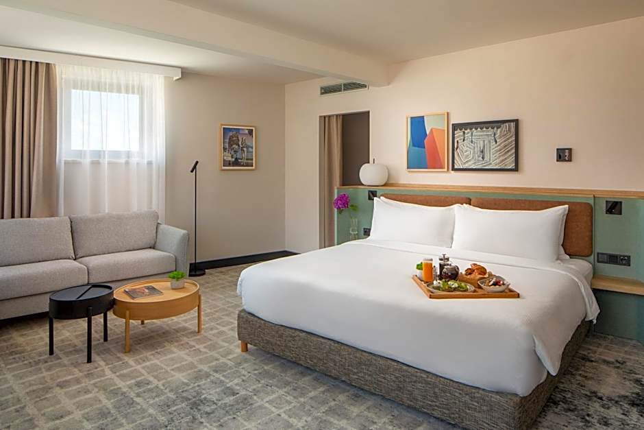 Crowne Plaza Budapest By IHG