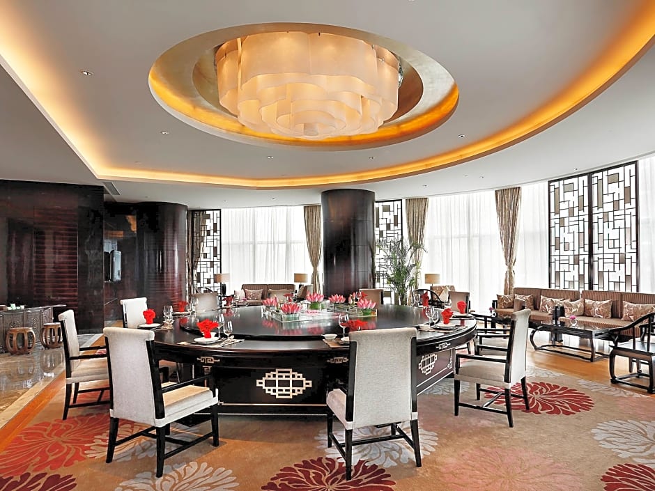 Sofitel Guangzhou Sunrich Hotel