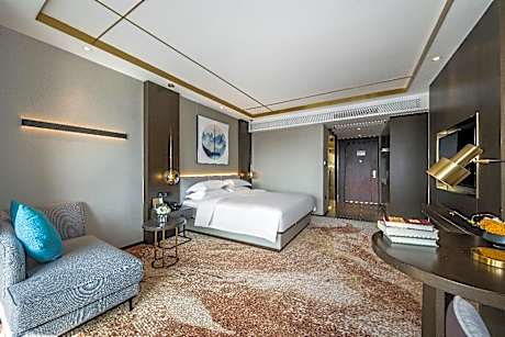 Dossen - Garden View 1 Bed Room with Terrace