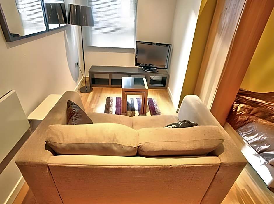 Gateway Serviced Apartments