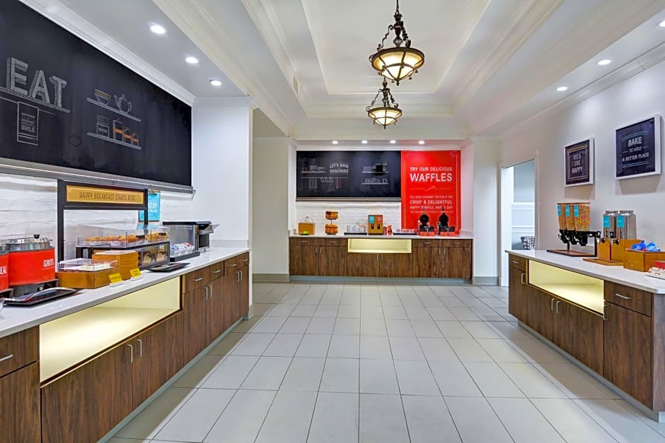 Hampton Inn & Suites Birmingham-Hoover-Galleria