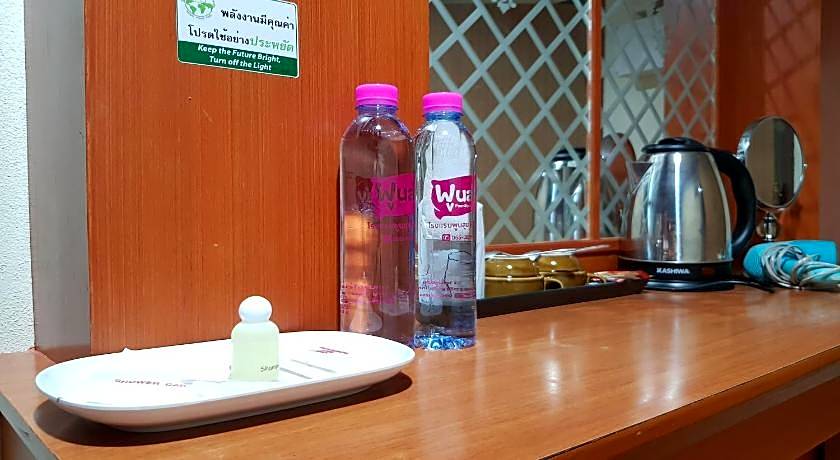 Poonsook Phitsanulok Hotel