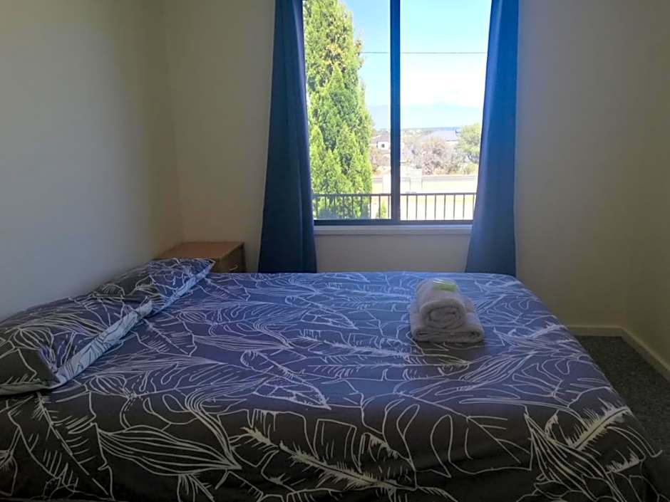 Twin Waters Caravan Park