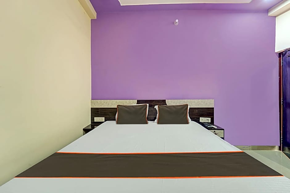 OYO 817482 Siddhi Vinayak Hotel & Banquets