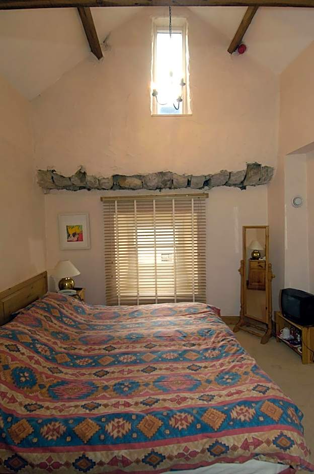 Centre Of Britain Hotel