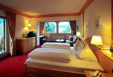 Superior Double Room with Balcony