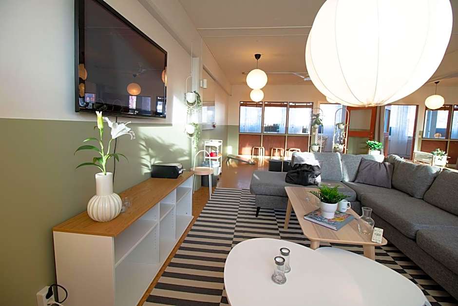 Multi Challenge Hostel