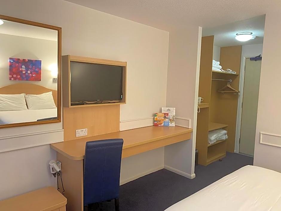 Days Inn Michaelwood M5