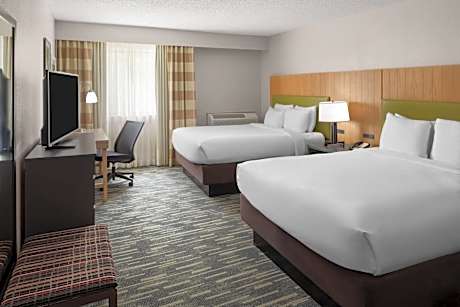 Wingate by Wyndham Lincoln Airport East I-80