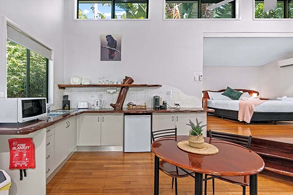 Hunchy Hideaway