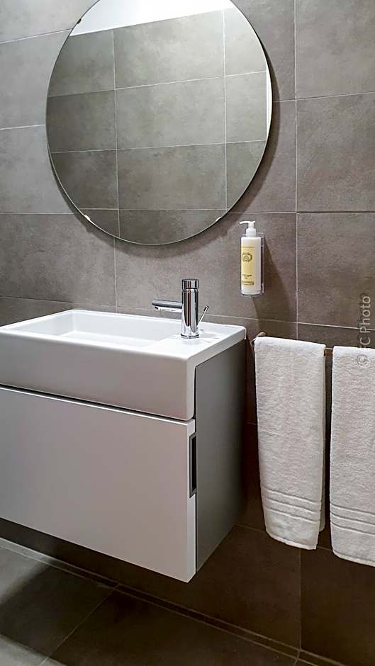 CC Guest House - "Ao Mercado"