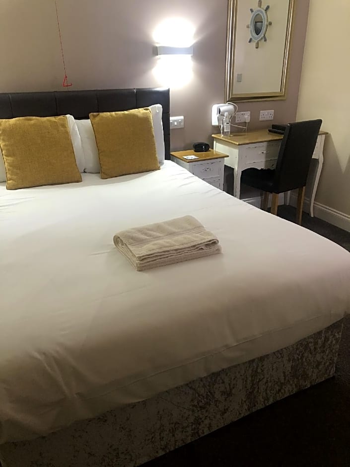 Foto 1 von 4 von Deluxe, Accessible