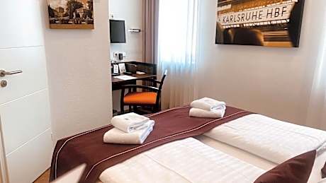 Economy Single Room