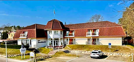 Hotel garni SEESCHLÖSSCHEN