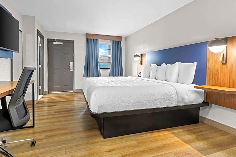 La Quinta Inn by Wyndham Huntsville Research Park