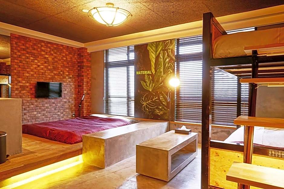 Hotel MATERIAL