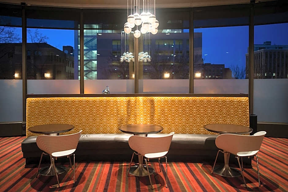 Radisson Hotel Duluth-Harborview