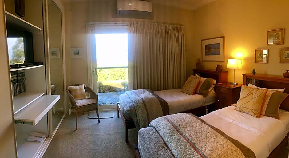 Llarrinda Bed & Breakfast