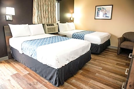 Suite 2 Queen Beds