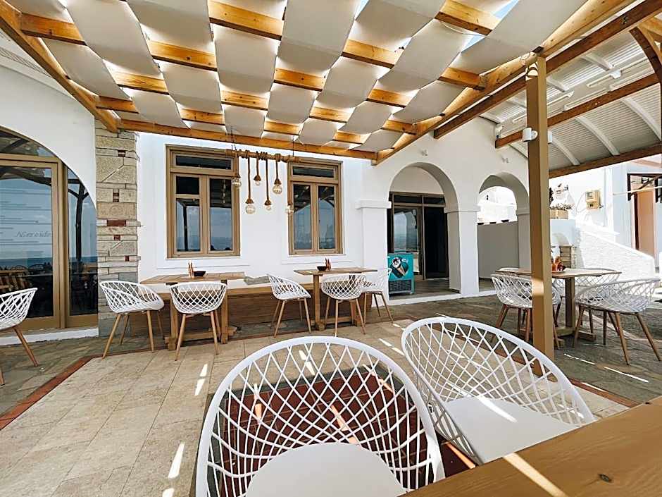 Nereides Seaside Apartments