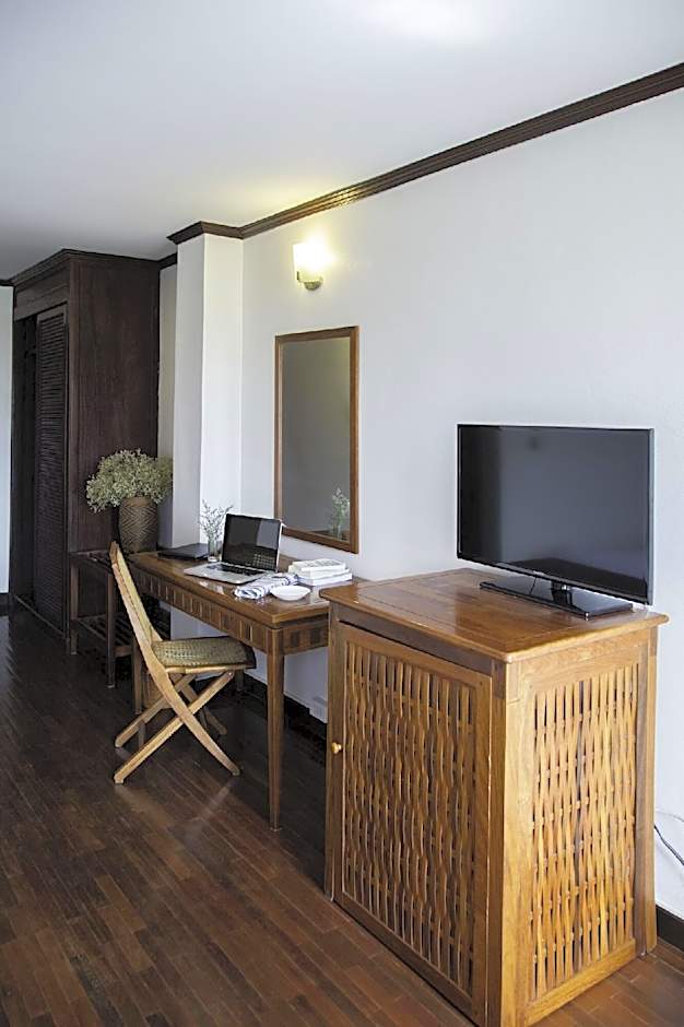 Lao Orchid Hotel