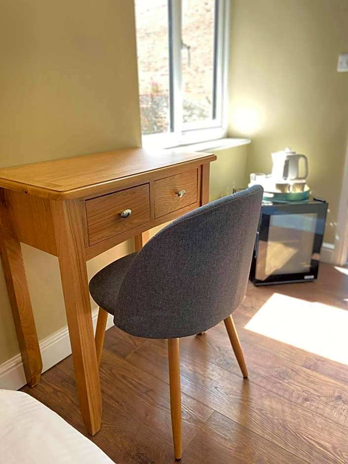 The Black Swan Hotel