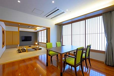 Family Room with Private Bathroom