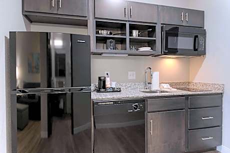 Standard King Room - Non Smoking