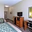 Comfort Inn & Suites Fayetteville-University Area