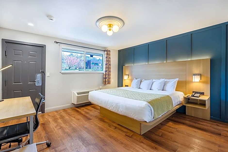 Ardsley Acres Hotel Court