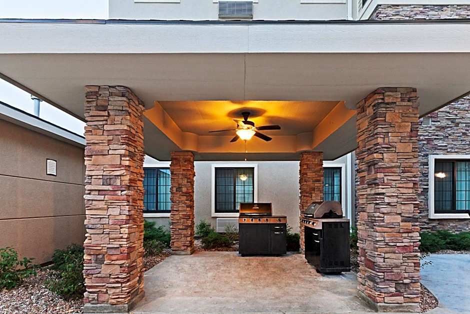 Staybridge Suites Wichita By IHG