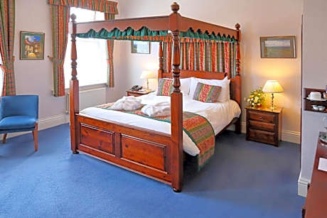 Double Room with Four Poster Bed