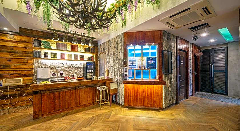 February Boutique Hotel Hwanggeum