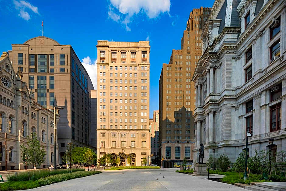 The Notary Hotel, Philadelphia, Autograph Collection