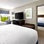 Hampton Inn By Hilton Naples-Central, Fl