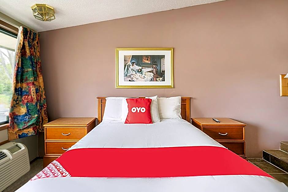 OYO Hotel Daleville AL Hwy 84