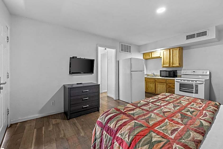 American Executive Inn Mesa