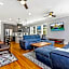 Stunning 4 & 5 BRs w Pool by Hosteeva