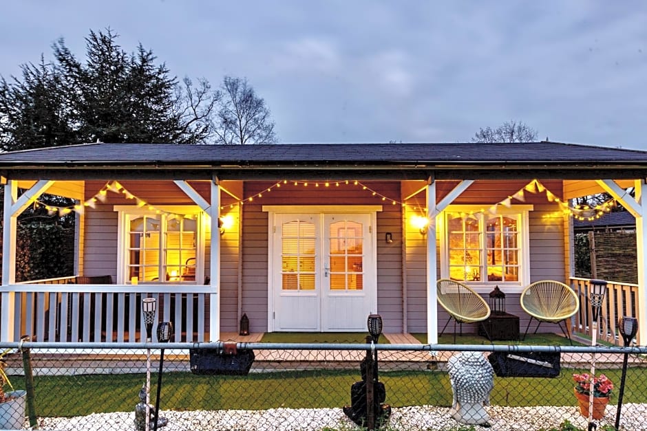 The Retreat Log Cabin