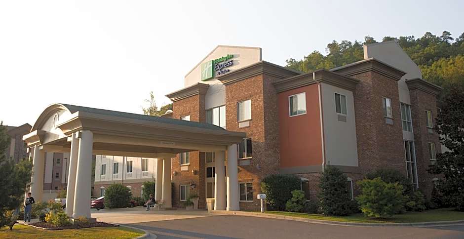Holiday Inn Express Hotel & Suites Cherokee-Casino By IHG