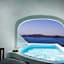 Sun Rocks Boutique Hotel - Caldera View Suites & Sunset Dining Experience