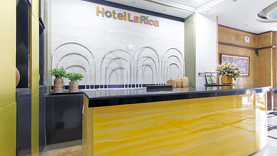 RedDoorz @ Downtown Tacloban