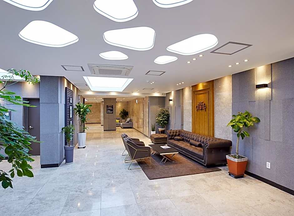 Noble Stay Hotel