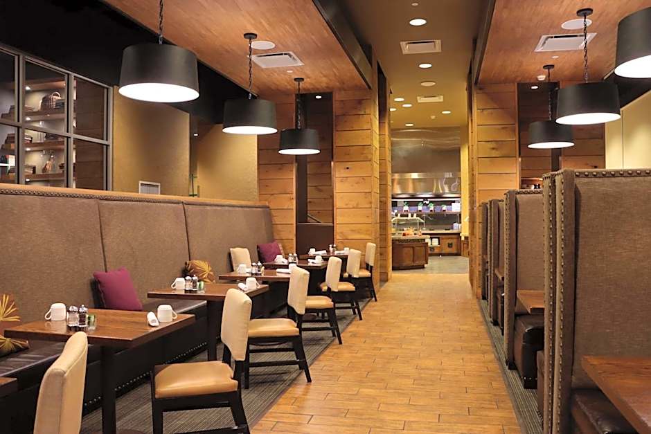 DoubleTree by Hilton Hotel Reading