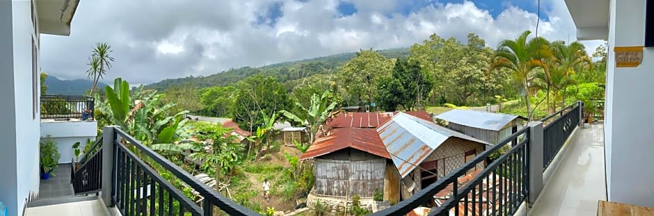 Santiago Bed and Breakfast at Desa Wisata Moni