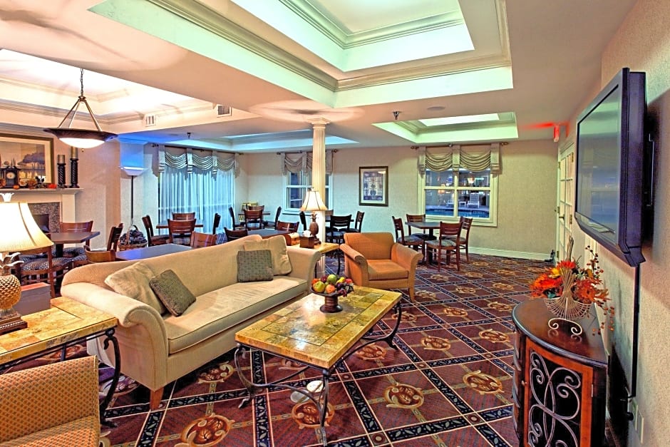 Holiday Inn Express Hotel & Suites Cullman By IHG